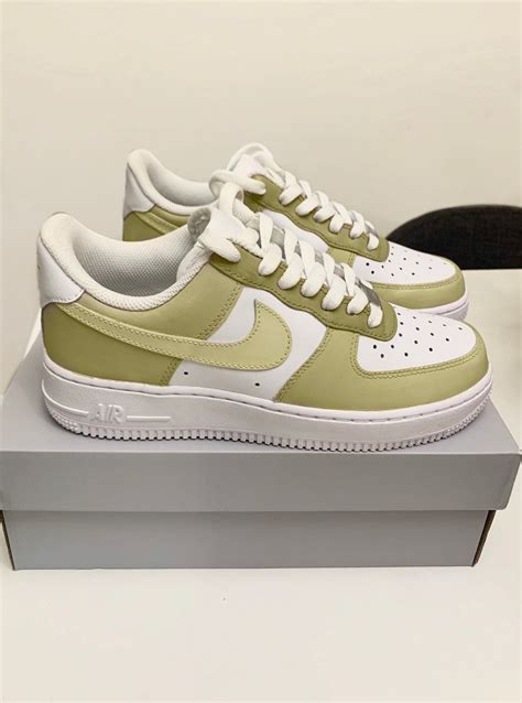 Womens Green Air Force 1 (5) 